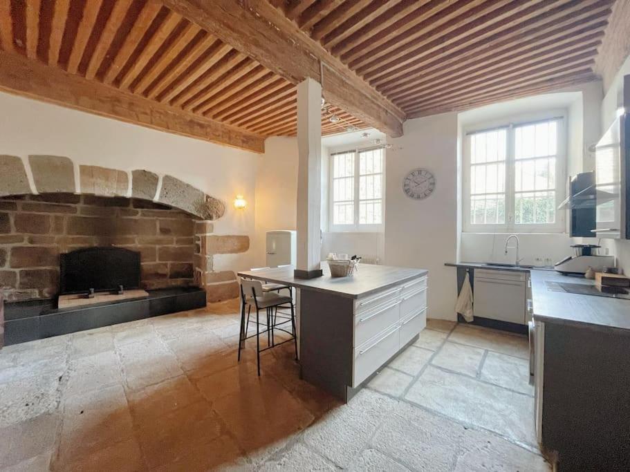 Logis Du Chandelier Le Puy-en-Velay Dış mekan fotoğraf