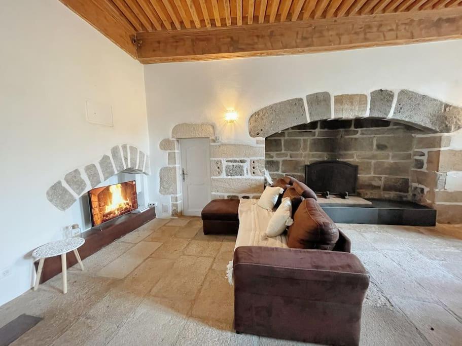 Logis Du Chandelier Le Puy-en-Velay Dış mekan fotoğraf